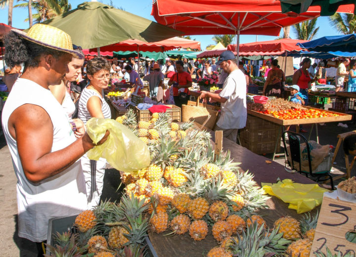 Le marché forain de Saint-Pierre